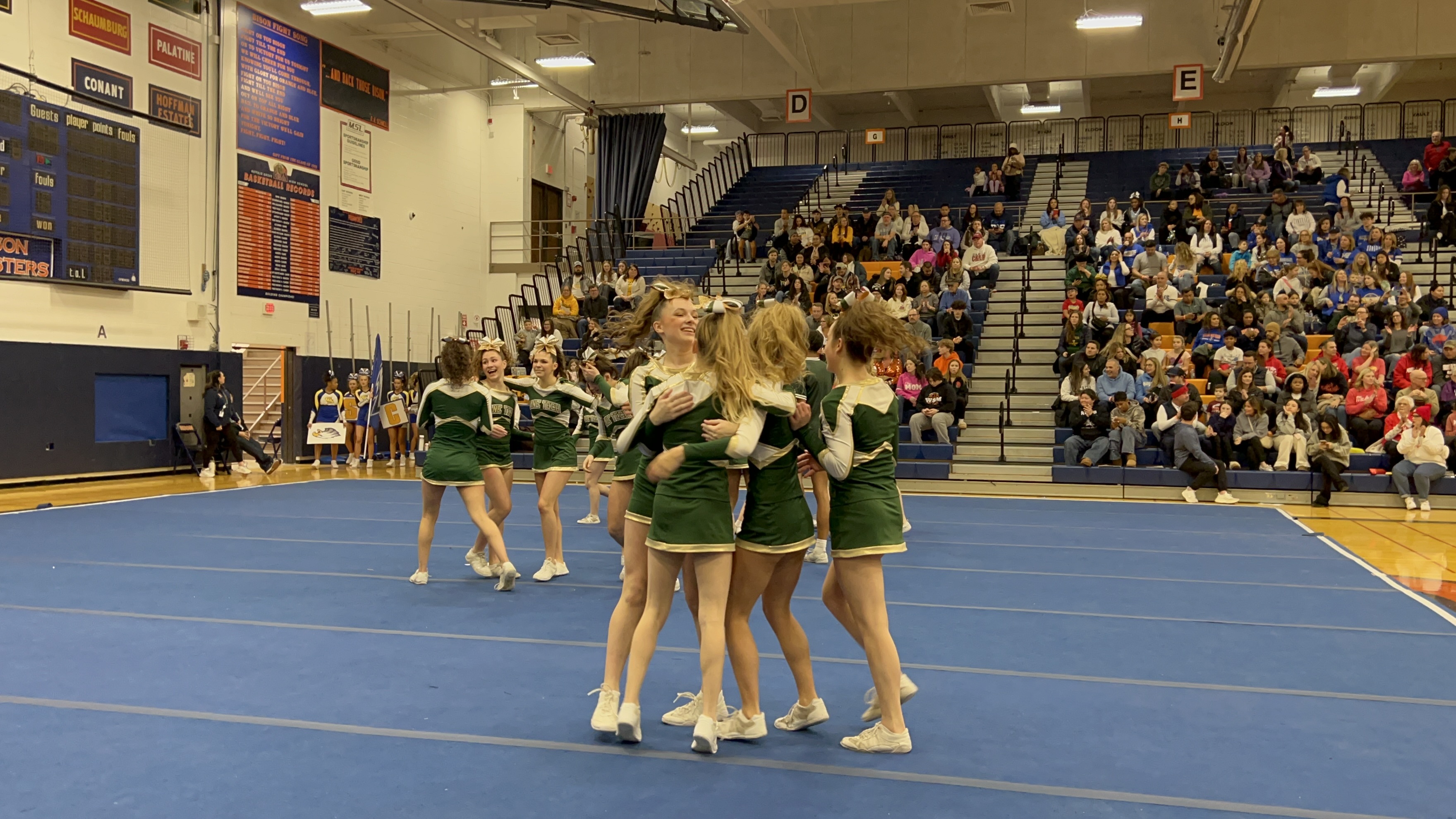 Cheer photo 4