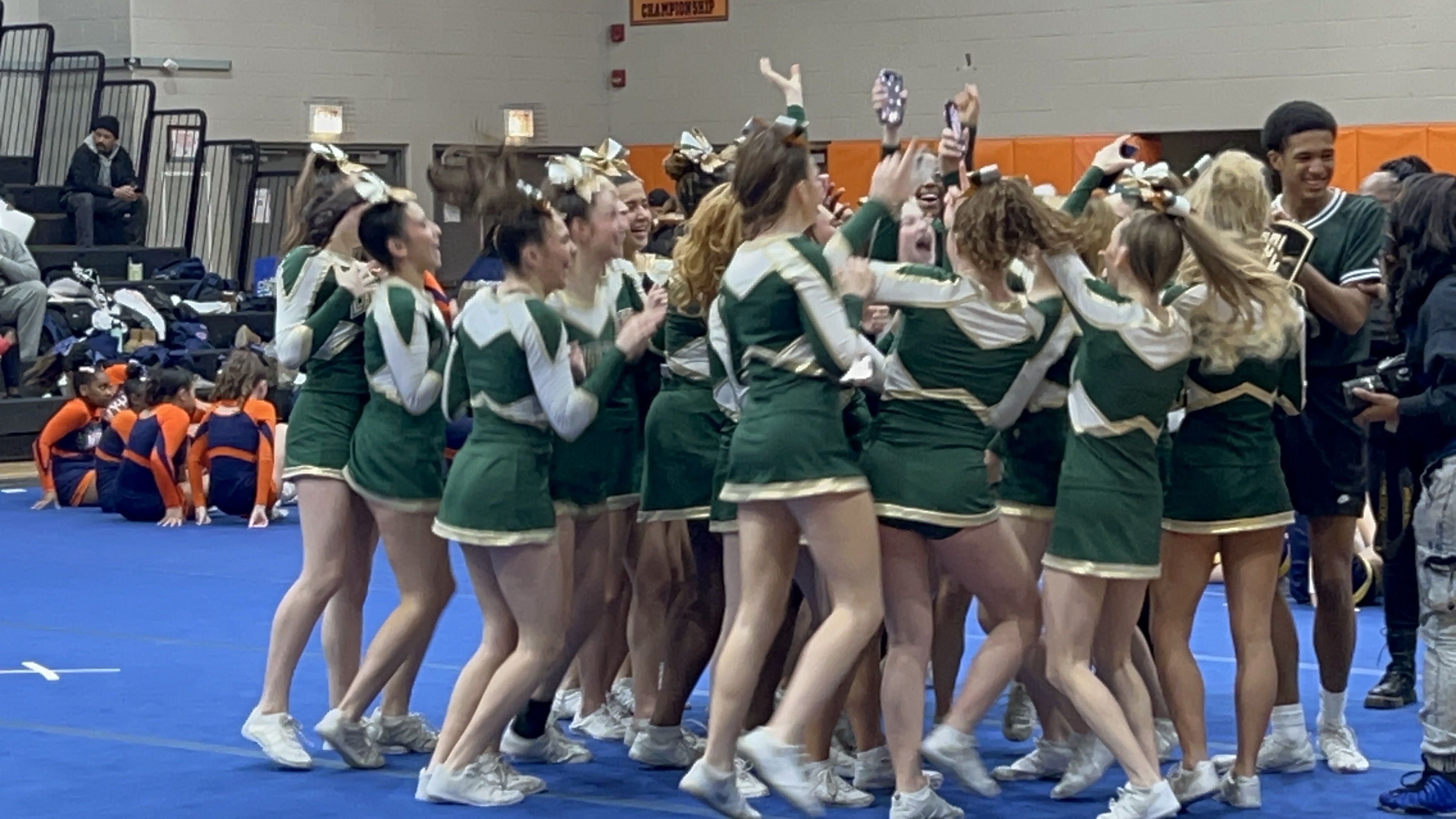 Cheer photo 13