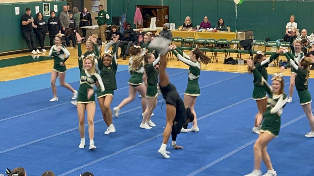 Cheer photo 11